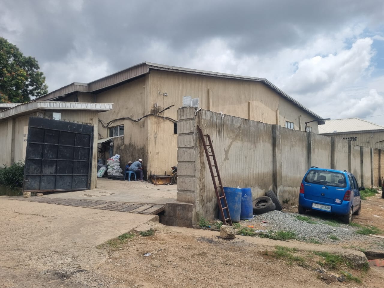 Yard & access